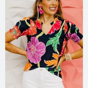 Les Amis Size Large Floral Print Women's Boutique Top